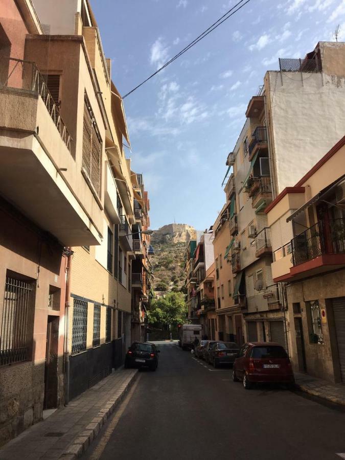 Calle de García Gutiérrez, 9 Alicante Esterno foto